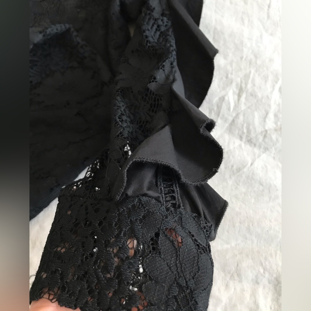 Beautiful Black Lace Top with Ruffle Sleeves By SHIRELY Size Medium - Picture 13 of 16